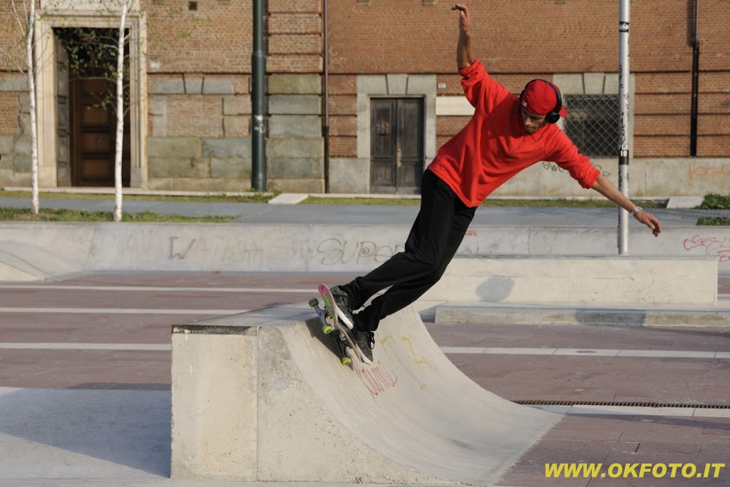 Skateboarding in piazzale Valdo Fusi – le foto