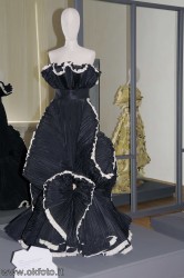 Capucci-Venaria la regalità delle creazioni di Roberto Capucci