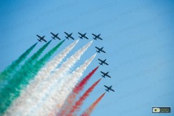 frecce-tricolori la pattuglia acrobatica italiana