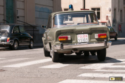 Una Alfa Romeo Giulia della Polizia impegnata nelle riprese