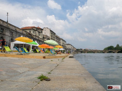 La spiaggia dei Murazzi