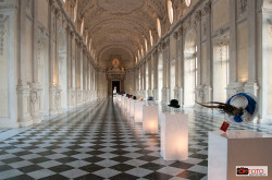 La mostra di cappelli in occasione della festa dell'eleganza