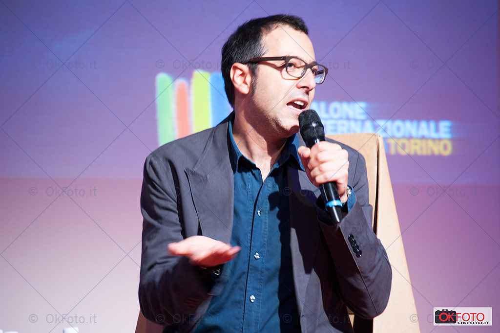 Luca Bianchini incontra i giovani al Salone del Libro